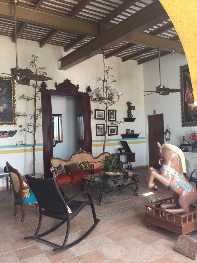 Hotel San Miguel Arcangel Исамаль Экстерьер фото