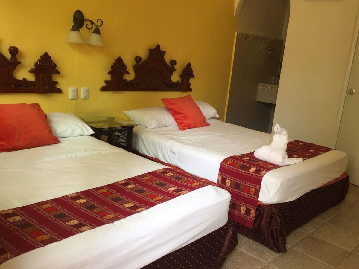 Hotel San Miguel Arcangel Исамаль Экстерьер фото